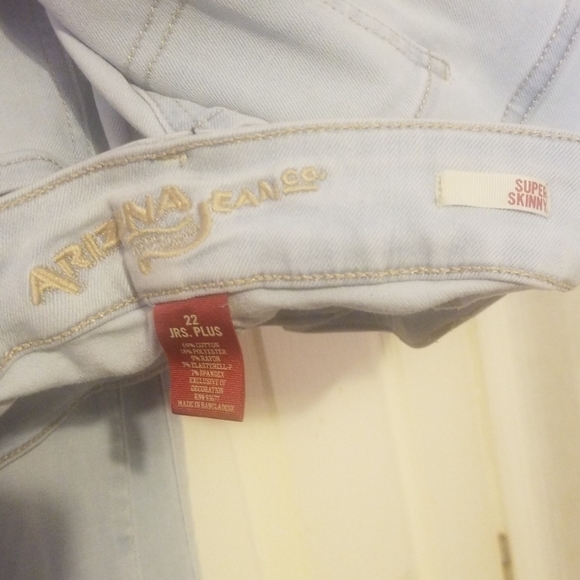 Plus size Jeans - Picture 3 of 6